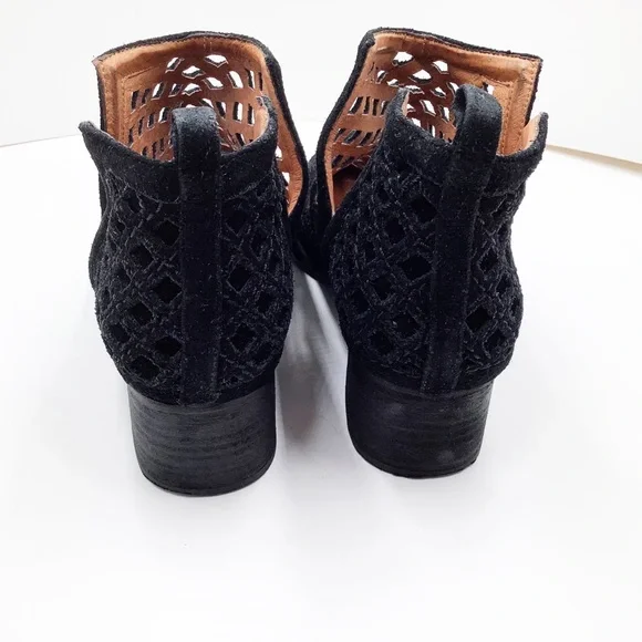 {Jeffrey Campbell}Taggart Ankle Bootie - Picture 7 of 10